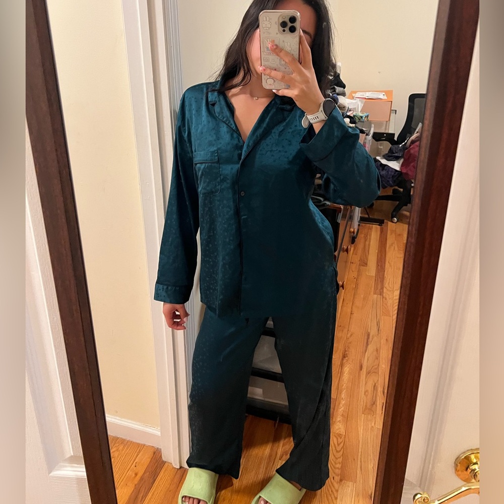 Victoria’s Secret Green Women's Pajama Set